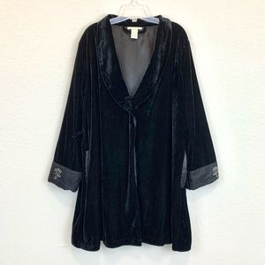 Jullian Jones Vintage Black velvet robe